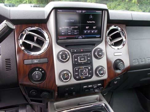 Used 2016 Ford F350 Lariat w/ Lariat Ultimate Package AWD/4WD image 34