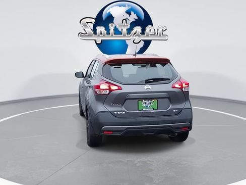 Used 2019 Nissan Kicks SR w/ SR Premium Package image 8