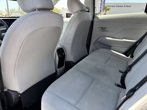 Used 2024 Hyundai Kona SEL FWD image 15