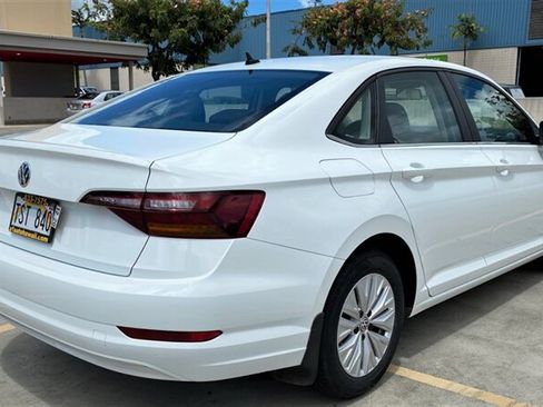 Used 2019 Volkswagen Jetta S w/ Driver Assistance Package FWD image 6