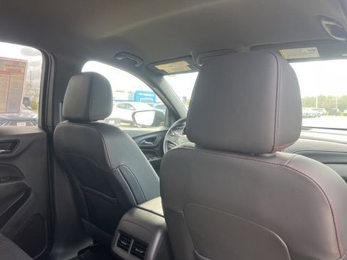 Used 2022 Chevrolet Equinox RS w/ LPO, Floor Liner Package image 53