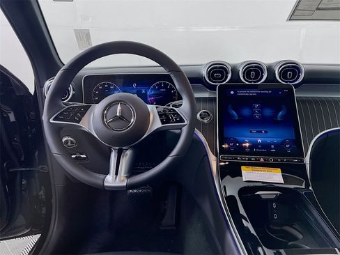 New 2025 Mercedes-Benz GLC 300 4MATIC image 25
