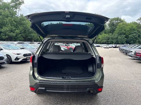 Used 2019 Subaru Forester Premium AWD/4WD image 13