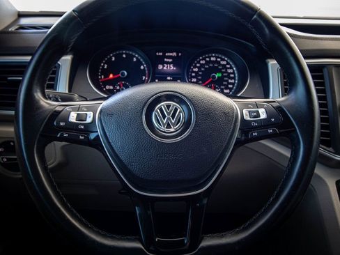 Used 2018 Volkswagen Atlas SE image 33