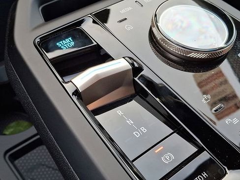 New 2026 BMW iX xDrive60 w/ Premium Package image 13