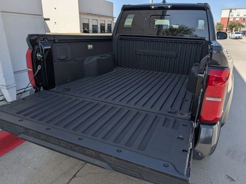 Used 2024 Toyota Tacoma TRD Off-Road w/ TRD Off Road Upgrade Package image 30