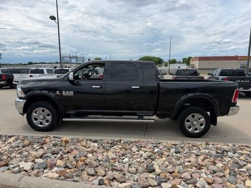 Used 2018 RAM 2500 Laramie AWD/4WD image 4