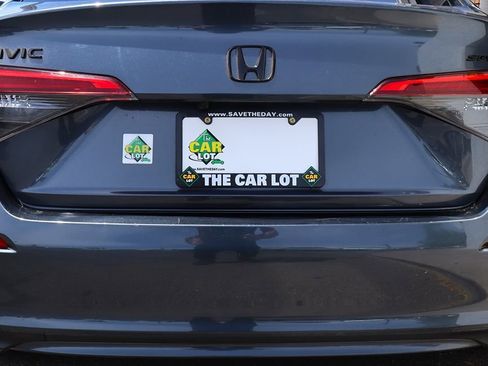 Used 2023 Honda Civic Sport image 21