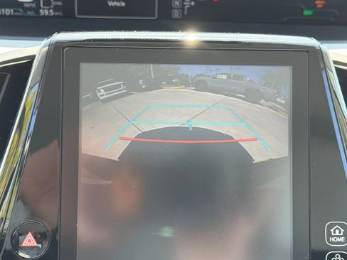 Used 2017 Toyota Prius Prime image 52