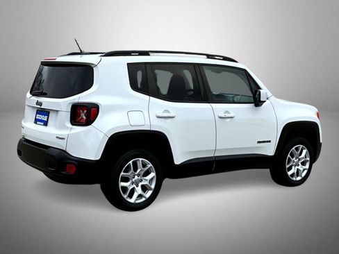 Used 2016 Jeep Renegade Latitude image 5