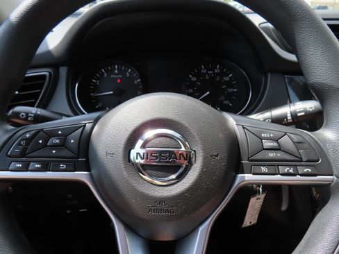 Used 2017 Nissan Rogue Sport S w/ S Appearance Package image 24