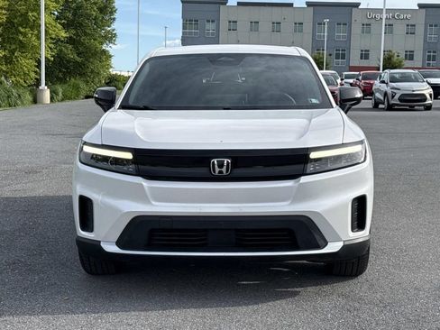 Used 2024 Honda Prologue EX image 29