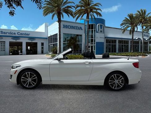 Used 2018 BMW 230i Convertible RWD image 5