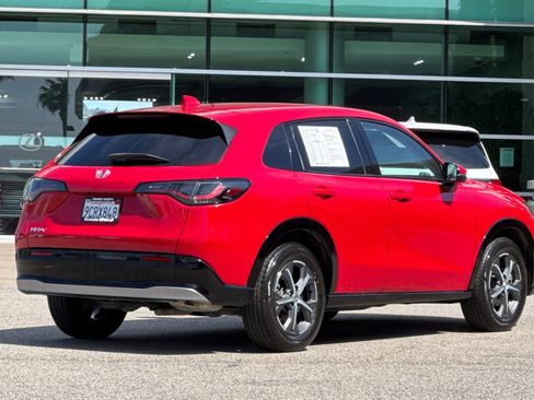 Used 2023 Honda HR-V EX-L image 4