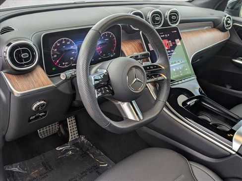 Used 2026 Mercedes-Benz GLC 300 4MATIC image 10