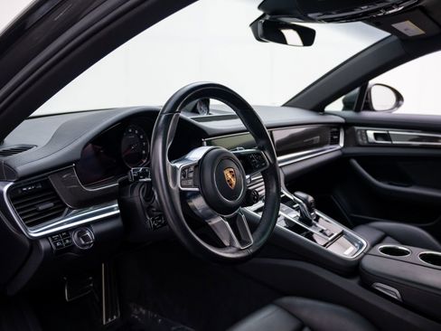 Used 2018 Porsche Panamera 4S AWD/4WD image 4