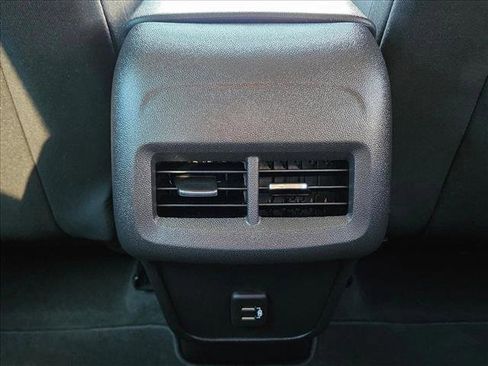 Used 2023 Chevrolet Equinox LS w/ LS Convenience Package image 18