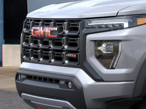 New 2026 GMC Canyon AT4 AWD/4WD image 13