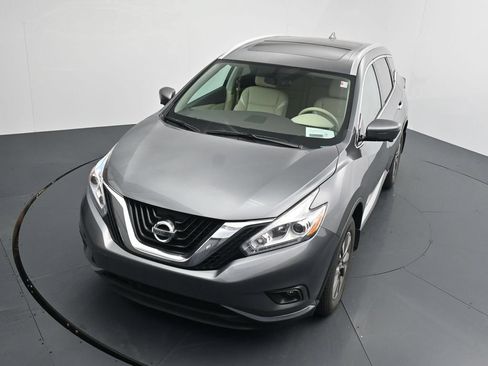 Used 2017 Nissan Murano SL w/ SL Technology Package FWD image 11