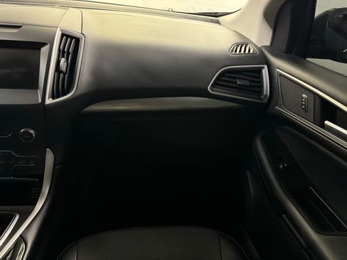 Used 2018 Ford Edge SEL w/ Equipment Group 201A image 17