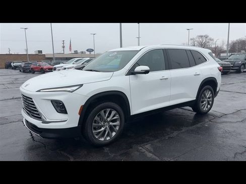 Used 2025 Buick Enclave Preferred w/ LPO, Floor Liner Package image 4