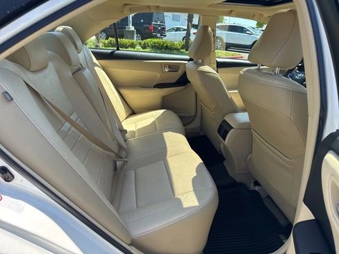 Used 2017 Toyota Camry XLE w/ Advanced Technology Package FWD image 11