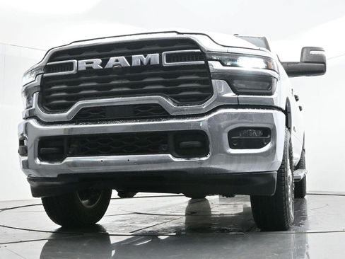 Used 2025 RAM 2500 Big Horn AWD/4WD image 46