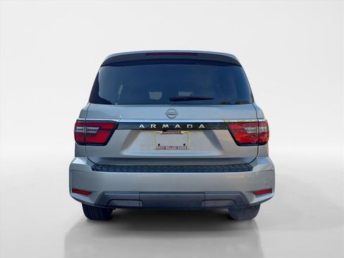 Used 2024 Nissan Armada SV image 4