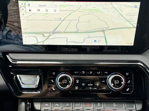New 2026 GMC Sierra 1500 AT4 w/ AT4 Premium Package AWD/4WD image 16