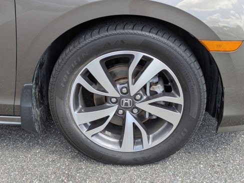 Used 2022 Honda Odyssey Touring image 11