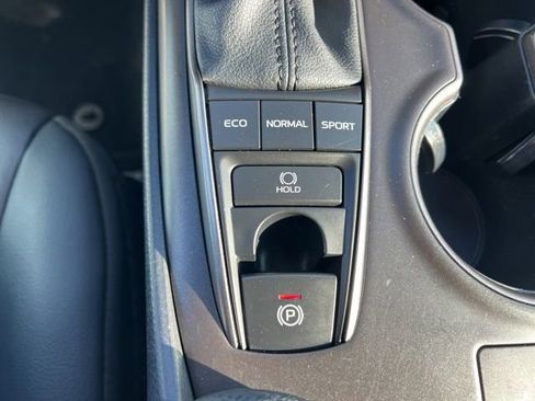 Used 2023 Toyota Camry XSE image 23
