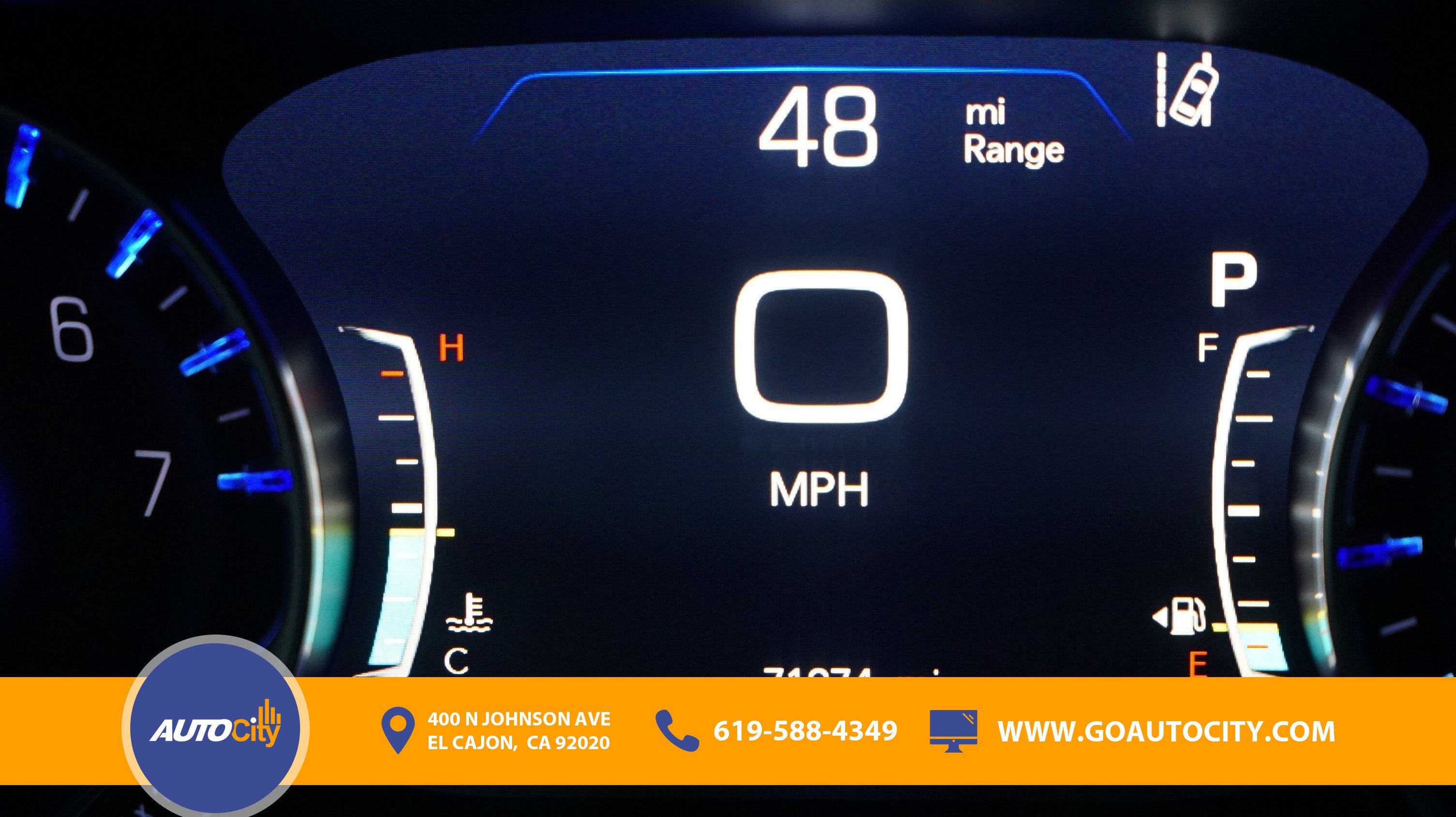 Used 2024 Chrysler Pacifica Touring-L FWD image 3