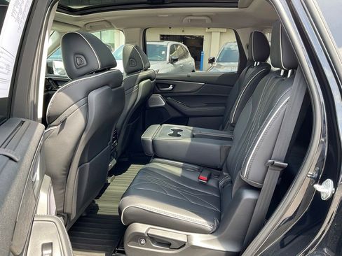 Certified 2026 Acura MDX SH-AWD w/ Advance Package image 24