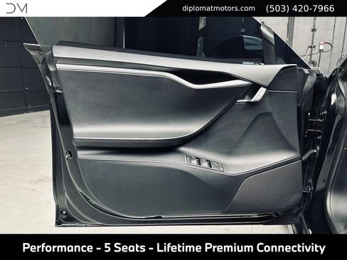 Used 2013 Tesla Model S Performance RWD image 17