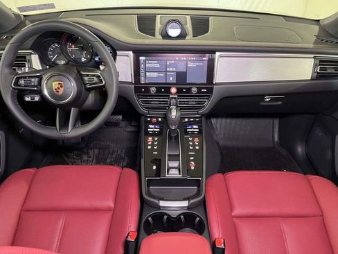 New 2026 Porsche Macan AWD/4WD image 27