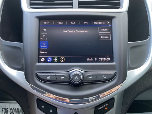 Used 2020 Chevrolet Sonic LT FWD image 23