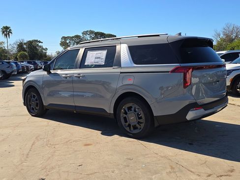 New 2026 Kia Carnival EX image 6