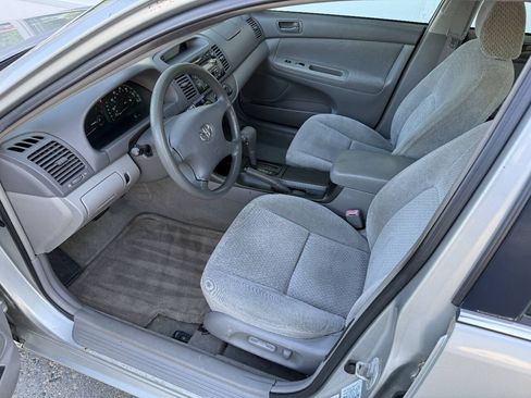 Used 2003 Toyota Camry LE FWD image 28