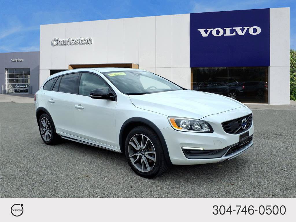 Used 2016 Volvo V60 T5 Cross Country AWD/4WD image 1