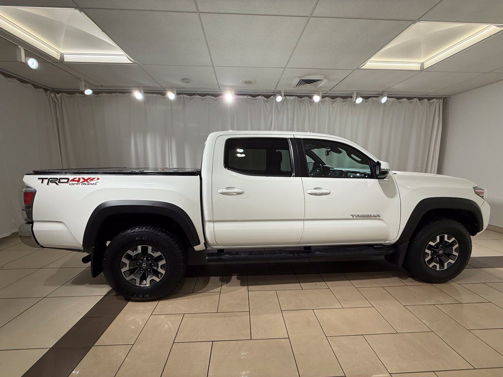 Used 2021 Toyota Tacoma TRD Off-Road AWD/4WD image 6