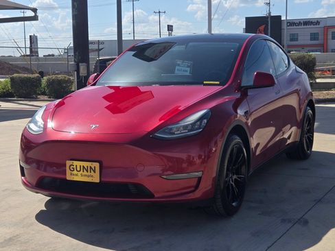 Used 2020 Tesla Model Y Performance AWD/4WD image 3