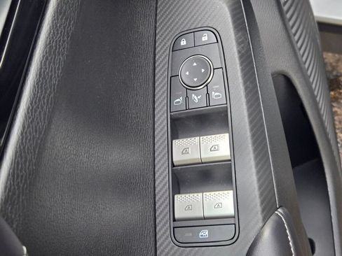 New 2026 Mitsubishi Outlander SE FWD image 18
