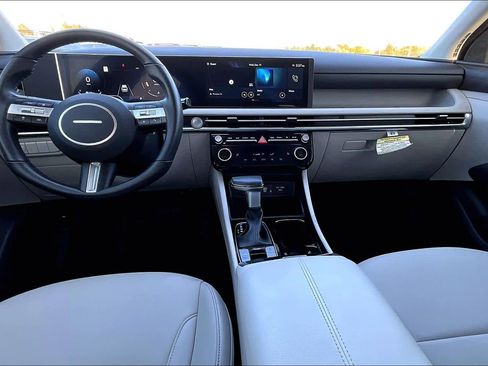 Certified 2025 Hyundai Tucson SEL image 13