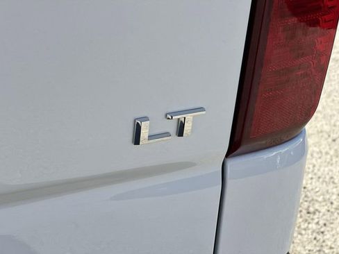 Used 2022 Chevrolet Silverado 1500 LT image 30