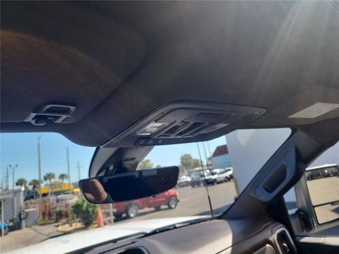 Used 2023 GMC Sierra 2500 Denali w/ Denali Ultimate Package image 44