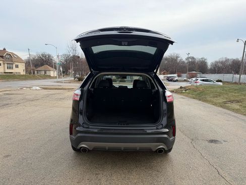 Used 2024 Ford Edge Titanium AWD/4WD image 8