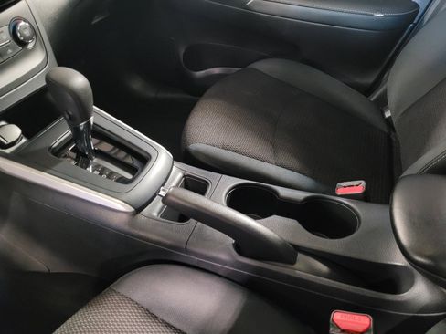 Used 2019 Nissan Sentra S FWD image 26