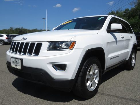 Used 2015 Jeep Grand Cherokee Laredo w/ Quick Order Package 23E AWD/4WD image 1