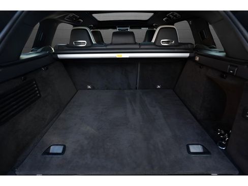 Used 2021 Land Rover Range Rover Sport SVR Carbon Edition image 39