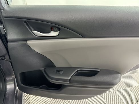 Used 2019 Honda Civic LX image 25